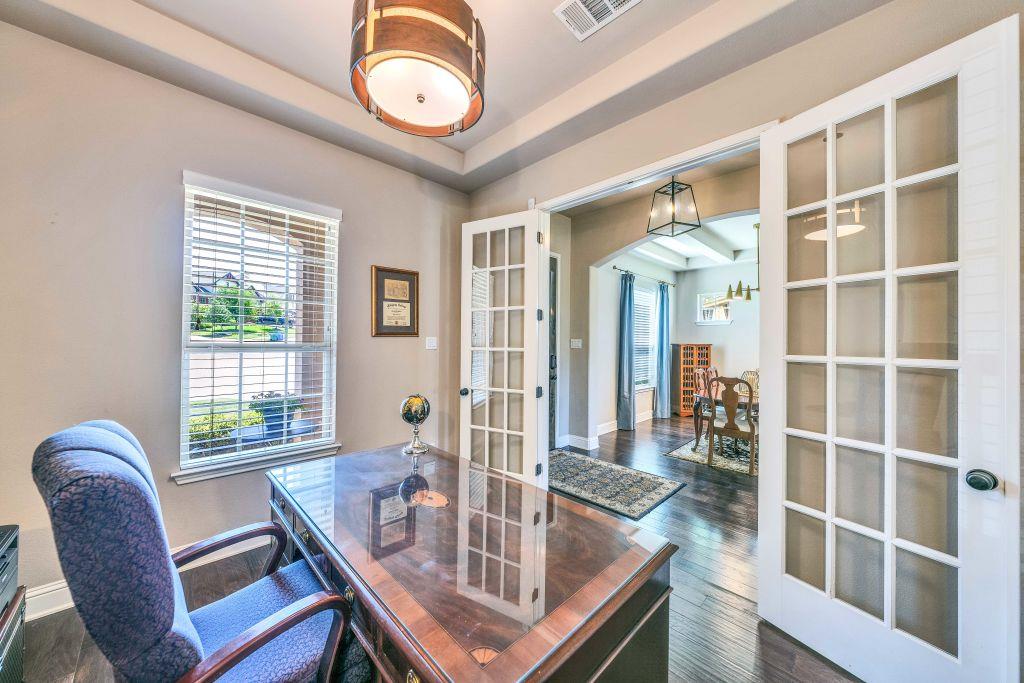 110 Waverly Spire CT