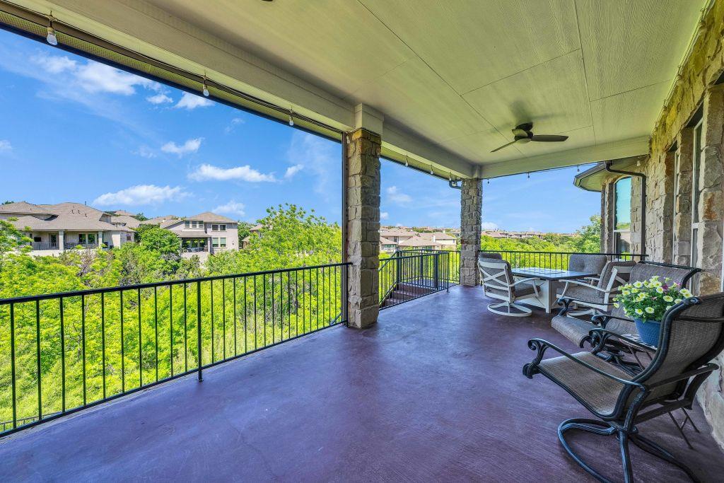 110 Waverly Spire CT