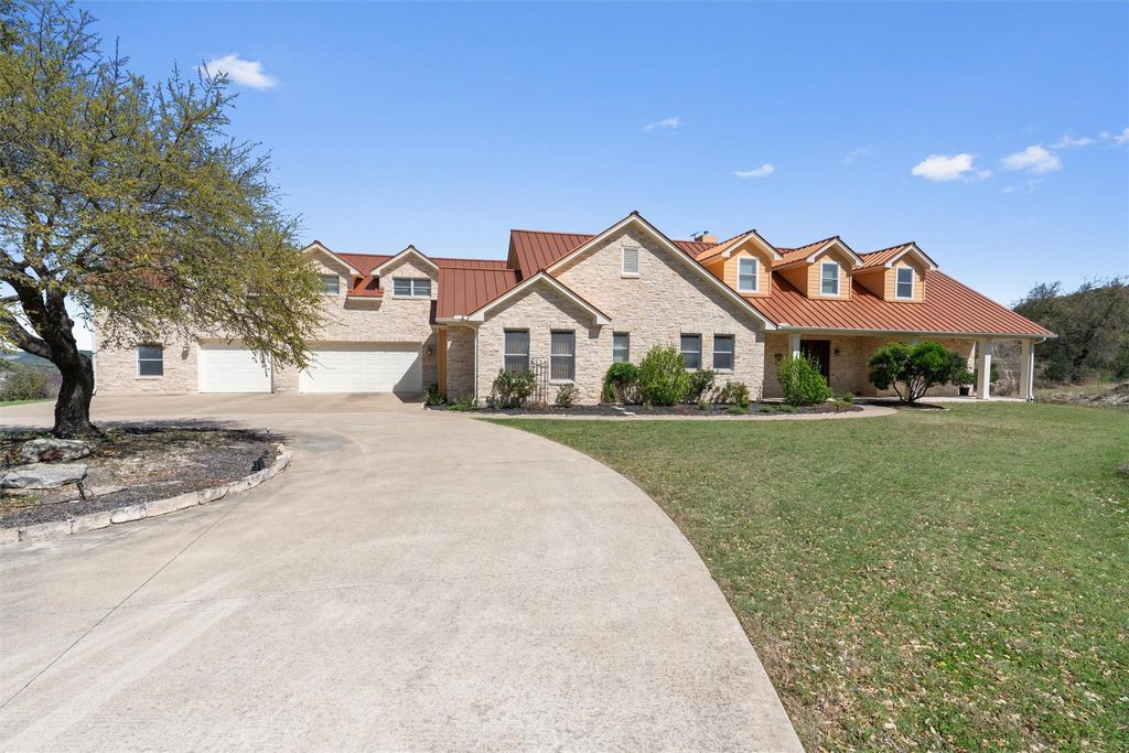 Photo of 25003 Montana Creek XING, Marble Falls, TX 78654 (MLS # 6917318)