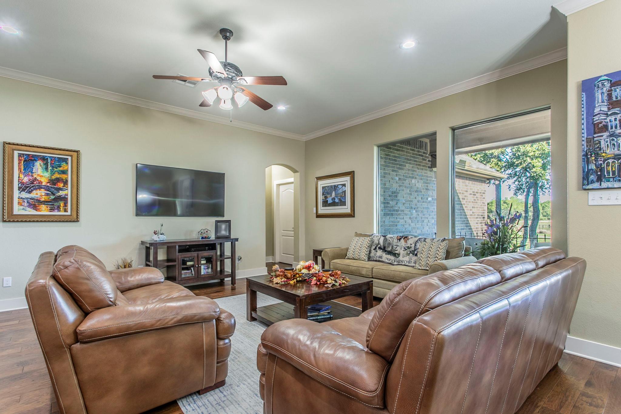 5304 Sunflower LN