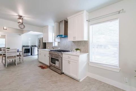 Tiny photo for 1104 Perry RD, Austin, TX 78721 (MLS # 3368822)