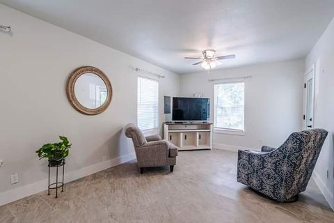 Tiny photo for 1104 Perry RD, Austin, TX 78721 (MLS # 3368822)