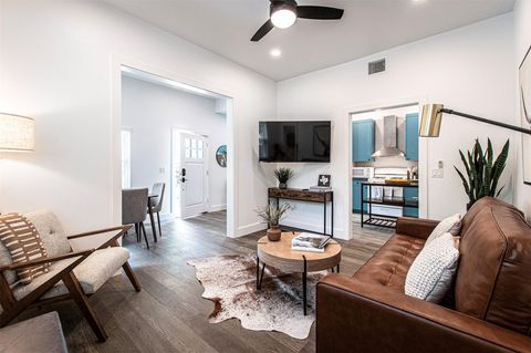 Tiny photo for 3405 Cedar ST, Austin, TX 78705 (MLS # 8852510)