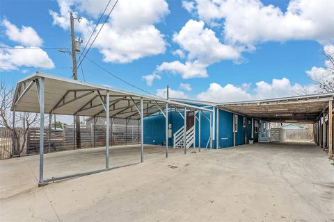 Photo of 652 Stag Horn PASS, Kyle, TX 78640 (MLS # 1674229)