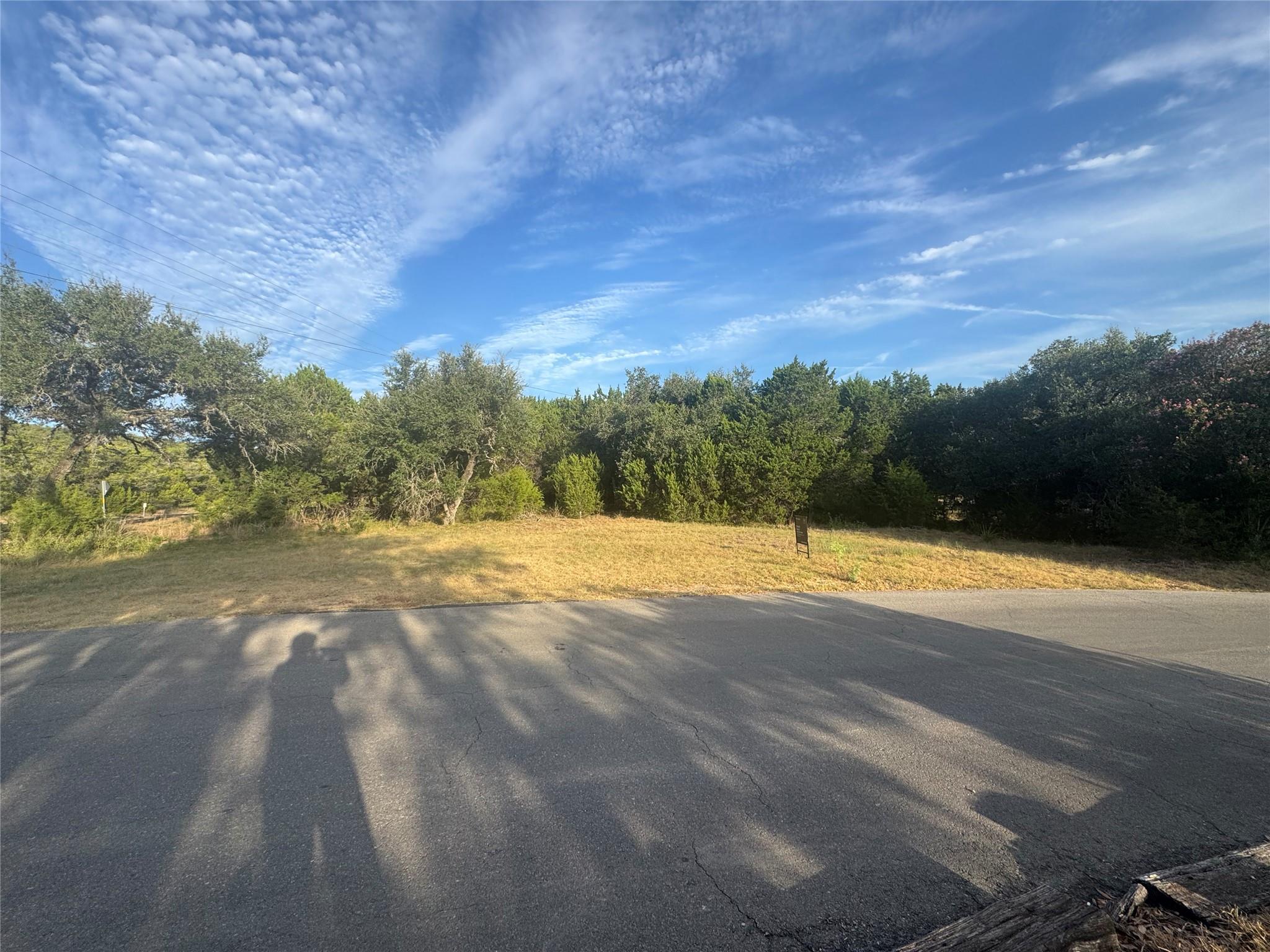 238 WOODCREEK DR