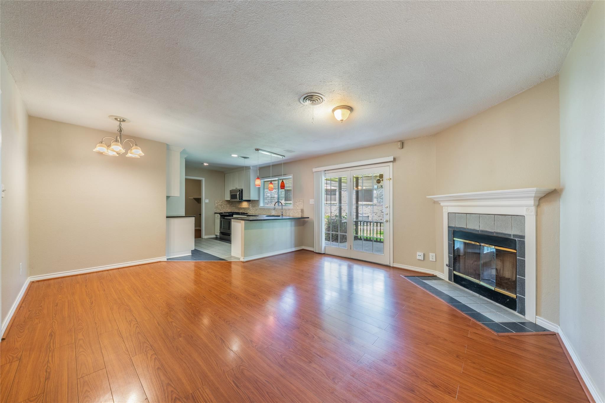 2004 Teakwood DR
