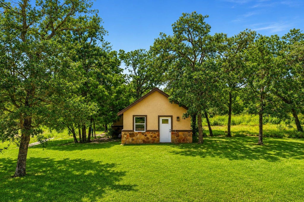 Photo of 499 Bridgestone CT, Lockhart, TX 78644 (MLS # 4448998)