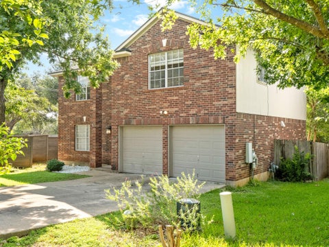Photo of 8001 Brienne DR, Round Rock, TX 78681 (MLS # 5532789)