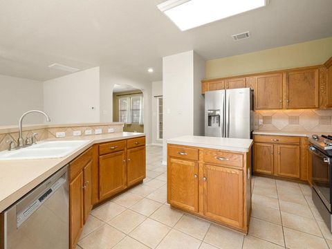 Tiny photo for 9213 Rock Castle CV, Austin, TX 78749 (MLS # 9586637)