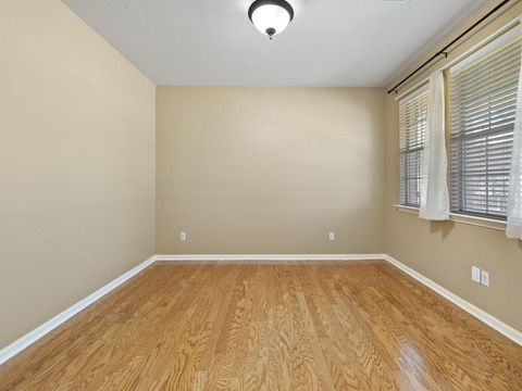 Tiny photo for 9213 Rock Castle CV, Austin, TX 78749 (MLS # 9586637)