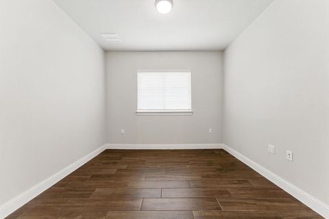 Tiny photo for 216 Gulfton ST, Lakeway, TX 78738 (MLS # 1033942)