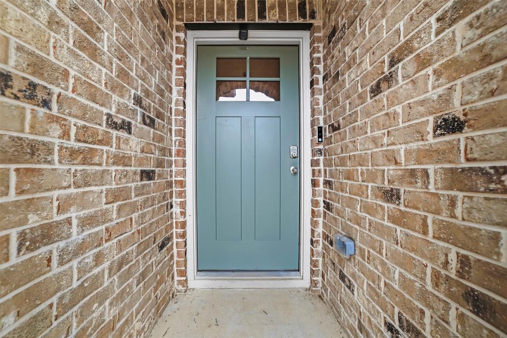 Photo of 105 Escala WAY, San Marcos, TX 78666 (MLS # 1554728)