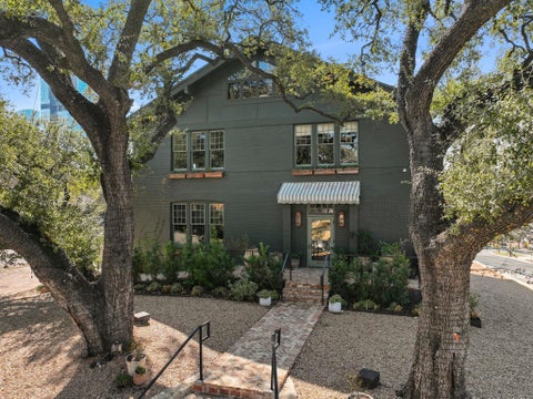 Photo of 707 W 10th ST, Austin, TX 78701 (MLS # 6746234)