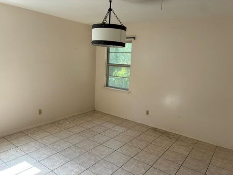 Tiny photo for 623 Amesbury LN, Austin, TX 78752 (MLS # 5082908)