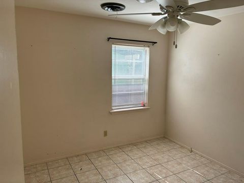Tiny photo for 623 Amesbury LN, Austin, TX 78752 (MLS # 5082908)