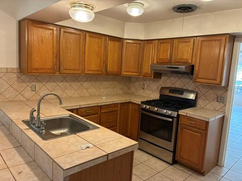 Tiny photo for 623 Amesbury LN, Austin, TX 78752 (MLS # 5082908)