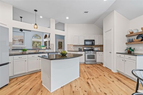 Tiny photo for 9317 Colberg DR, Austin, TX 78749 (MLS # 9117123)