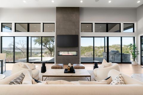 Photo of 18601 Sugar Maple DR, Lago Vista, TX 78645 (MLS # 4225146)