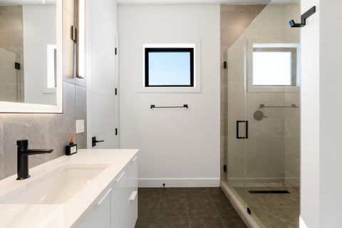 Tiny photo for 18601 Sugar Maple DR, Lago Vista, TX 78645 (MLS # 4225146)