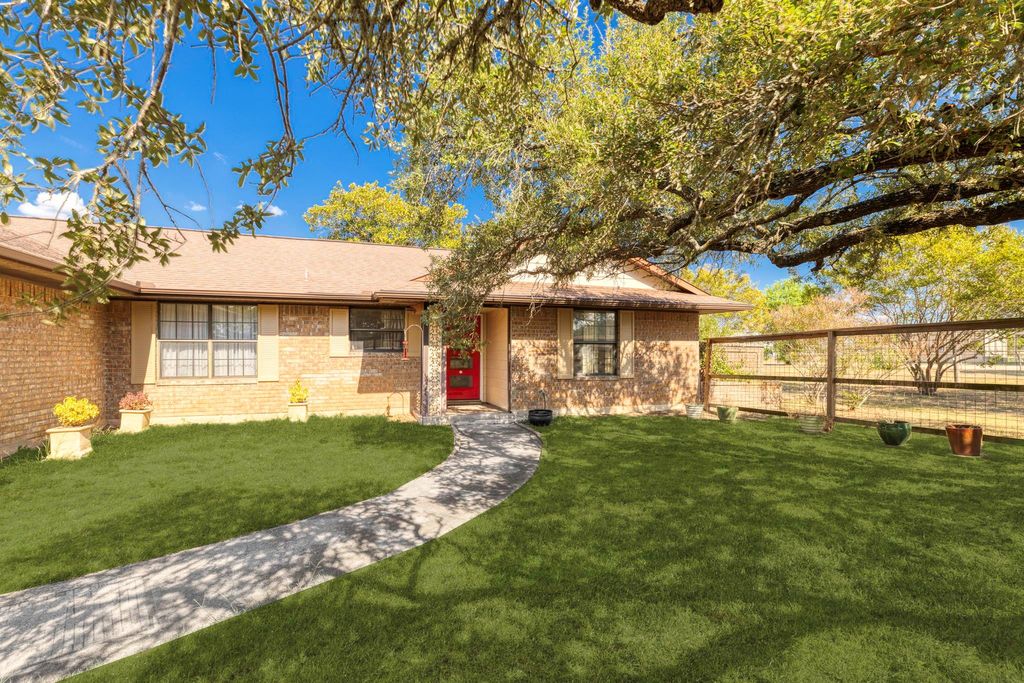 Photo of 5172 Fm 2001, Lockhart, TX 78644 (MLS # 6905095)