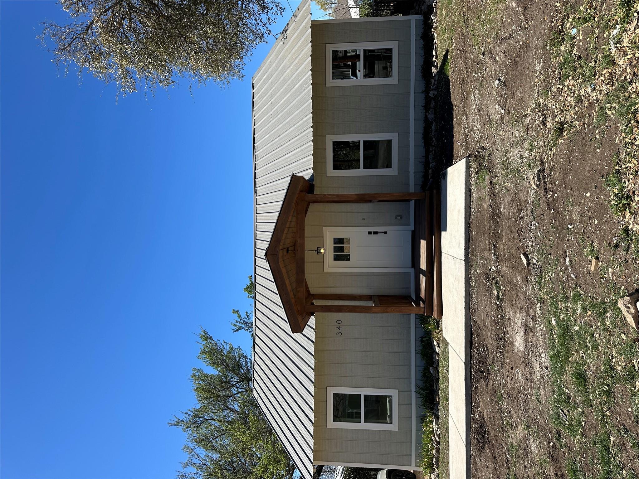 Listing image 1