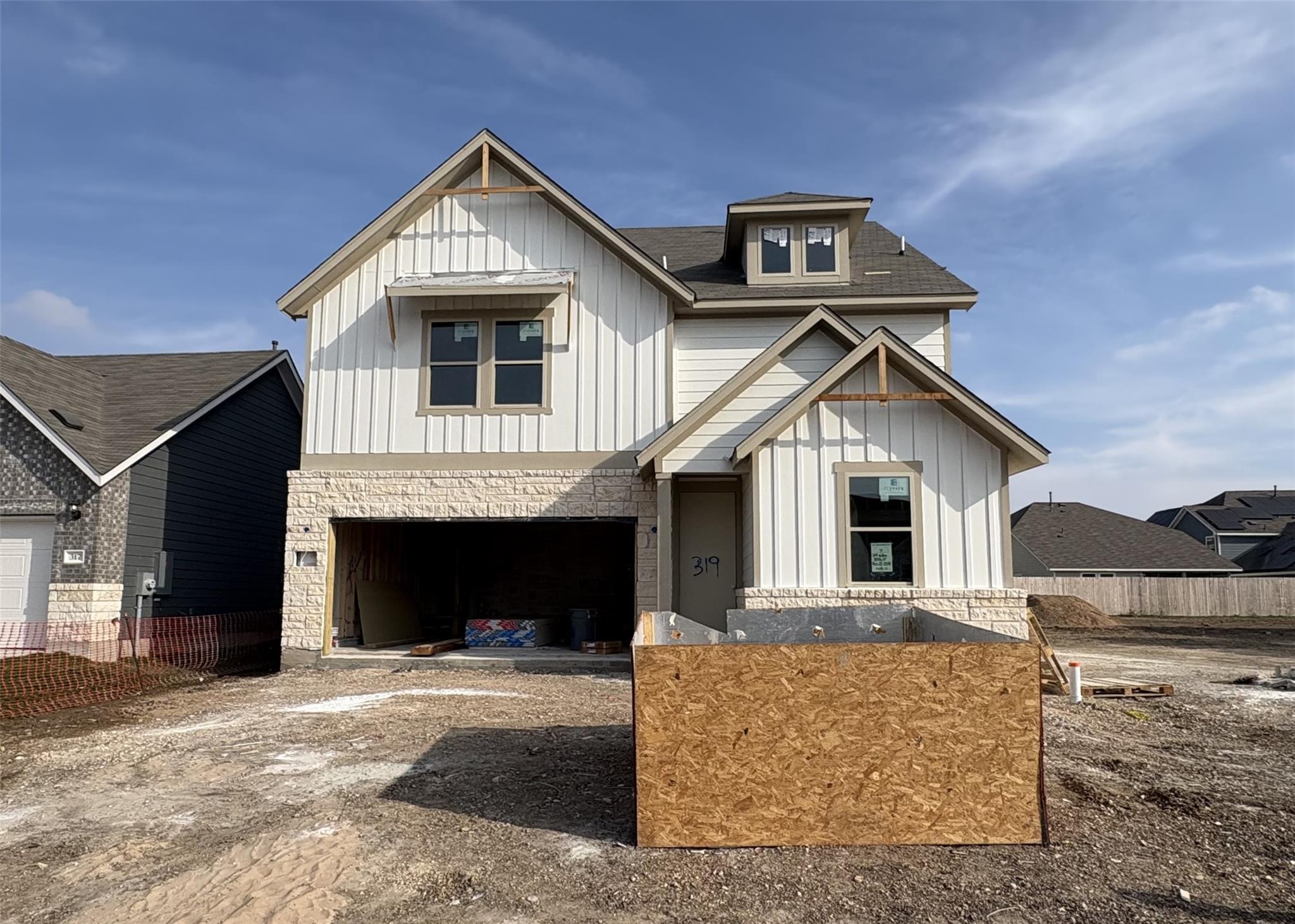 319 Willow Heights DR