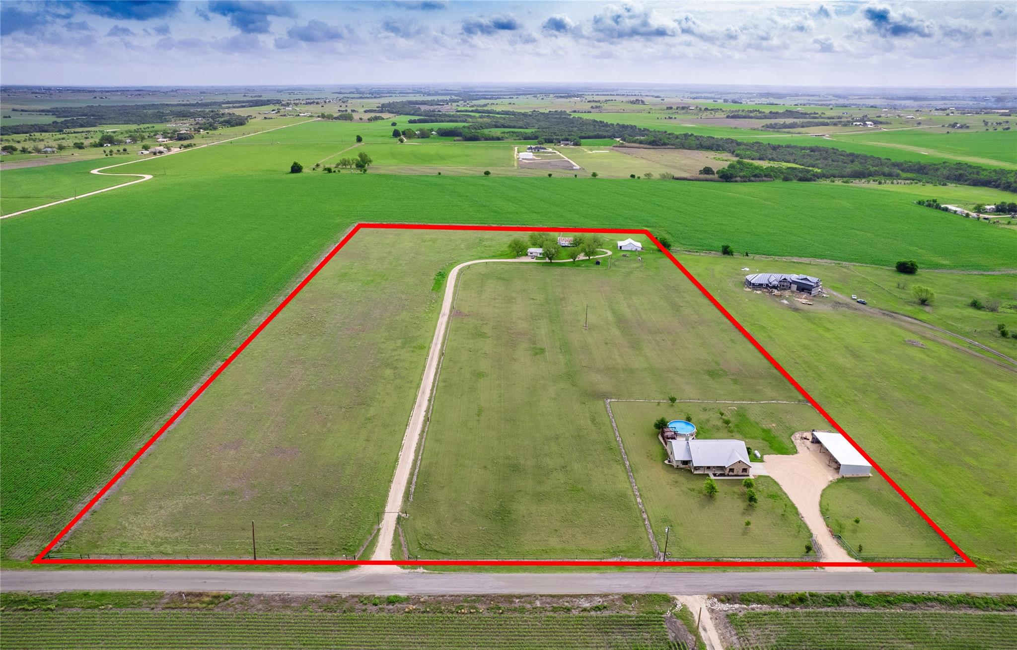 851 & 877 County Road 455