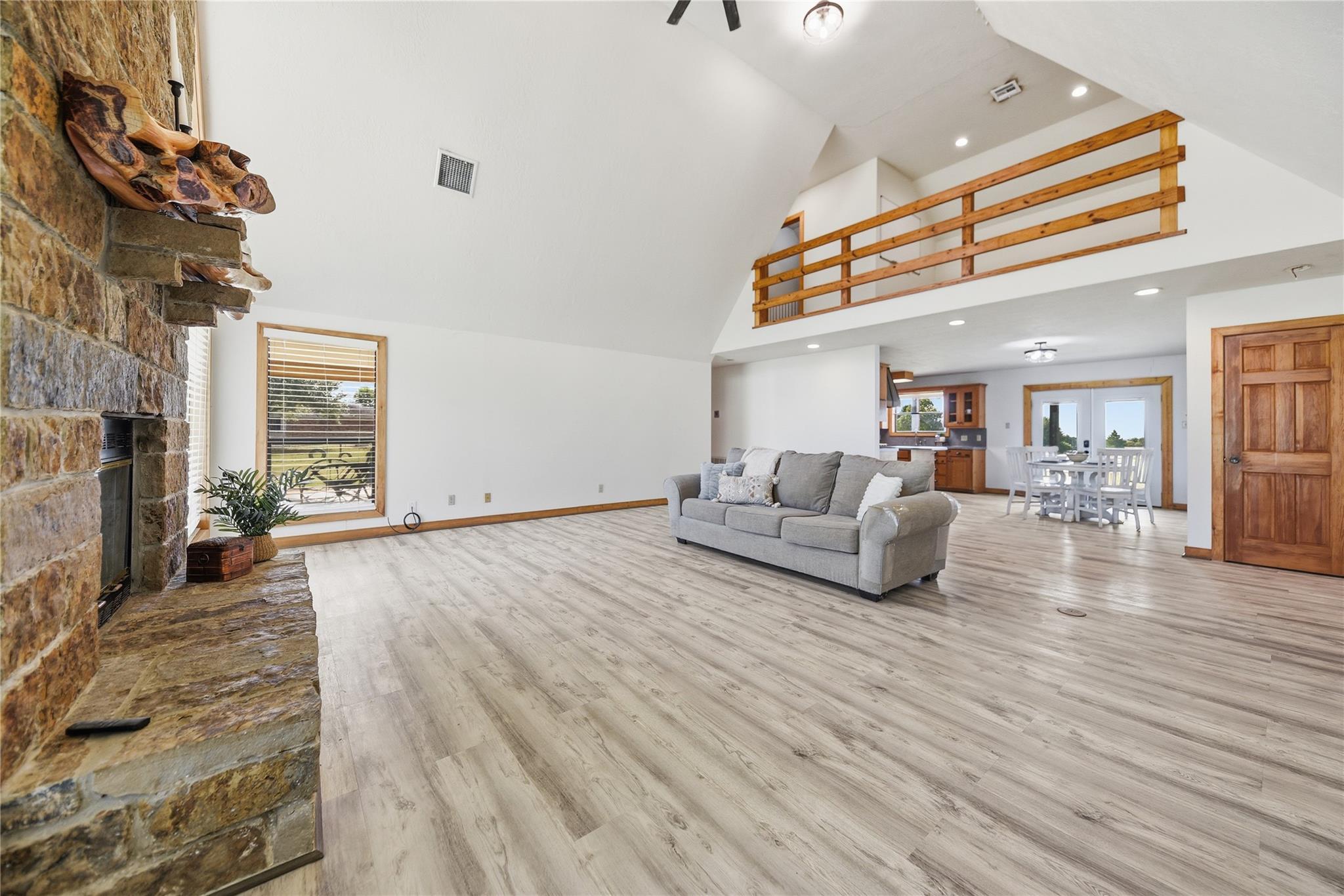 3090 Old Navasota RD
