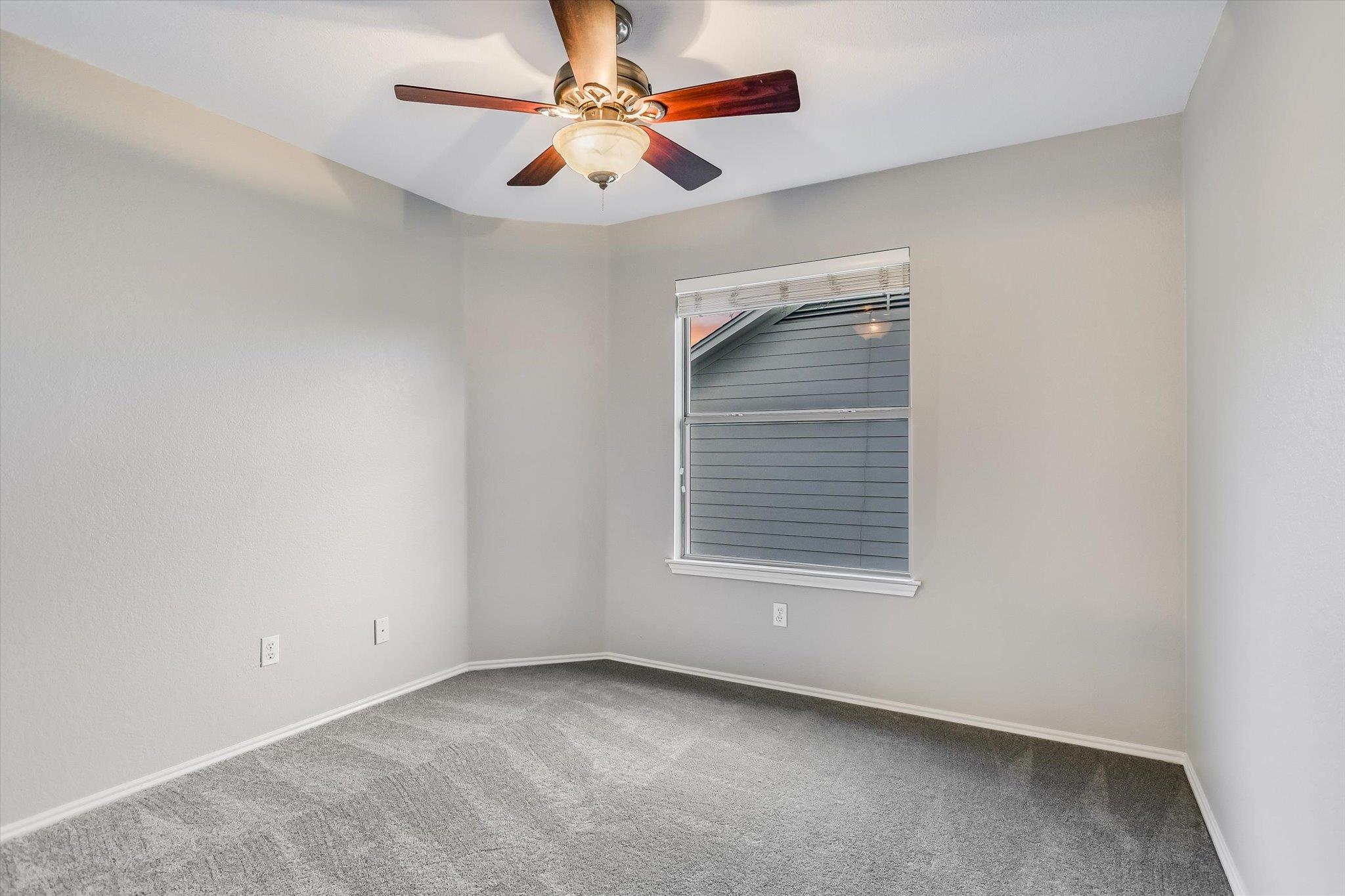 Austin, Texas 78749, United States, 4 Bedrooms Bedrooms, ,3 BathroomsBathrooms,Residential,Pending,93336