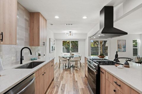 Tiny photo for 2807 Cornish CIR, Austin, TX 78745 (MLS # 3664663)