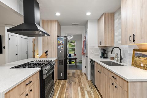 Tiny photo for 2807 Cornish CIR, Austin, TX 78745 (MLS # 3664663)