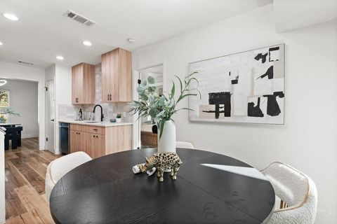 Tiny photo for 2807 Cornish CIR, Austin, TX 78745 (MLS # 3664663)