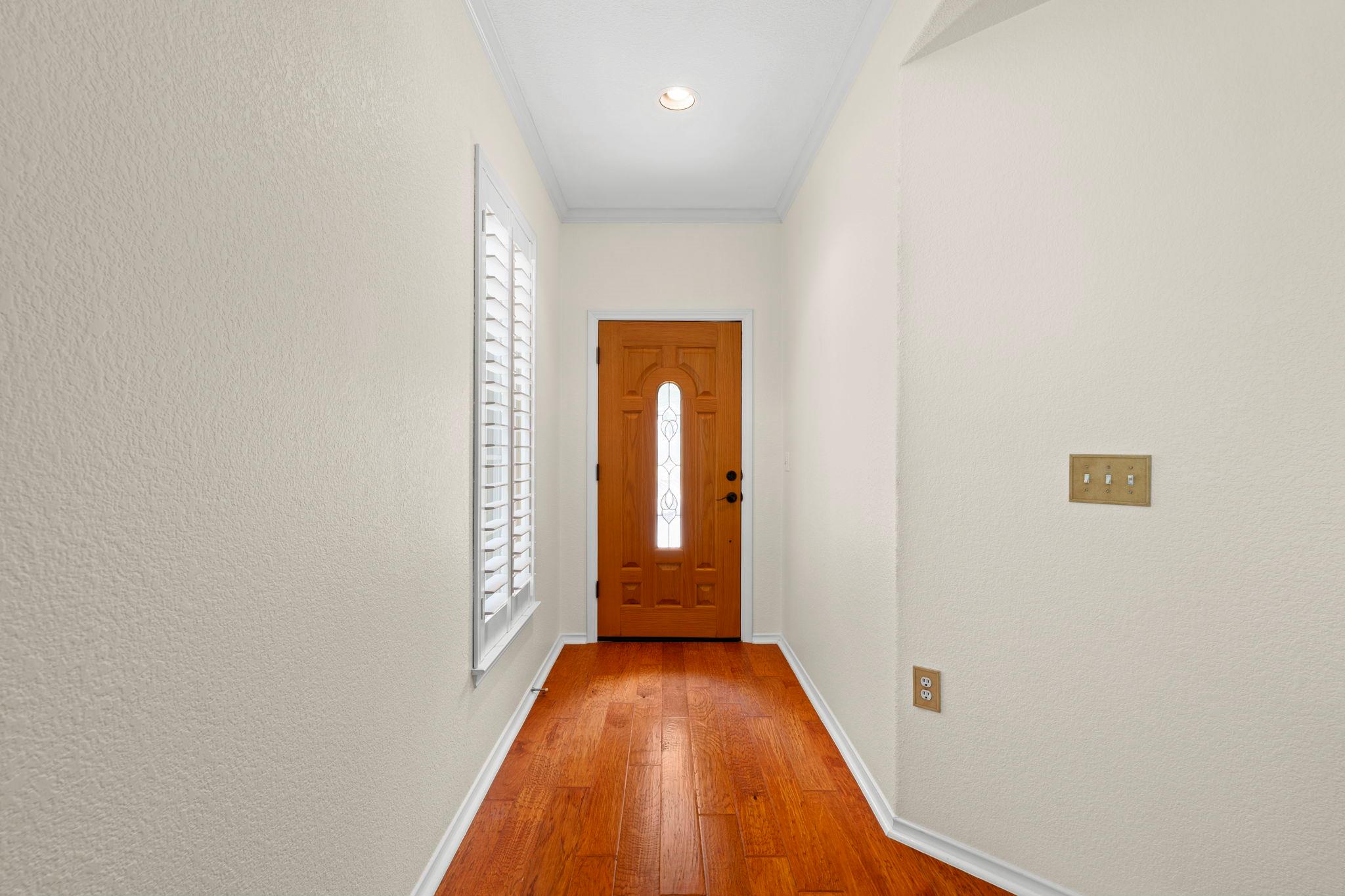 207 Winter DR