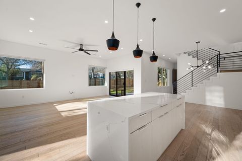 Tiny photo for 910 Nalide ST #B, Austin, TX 78745 (MLS # 1790306)