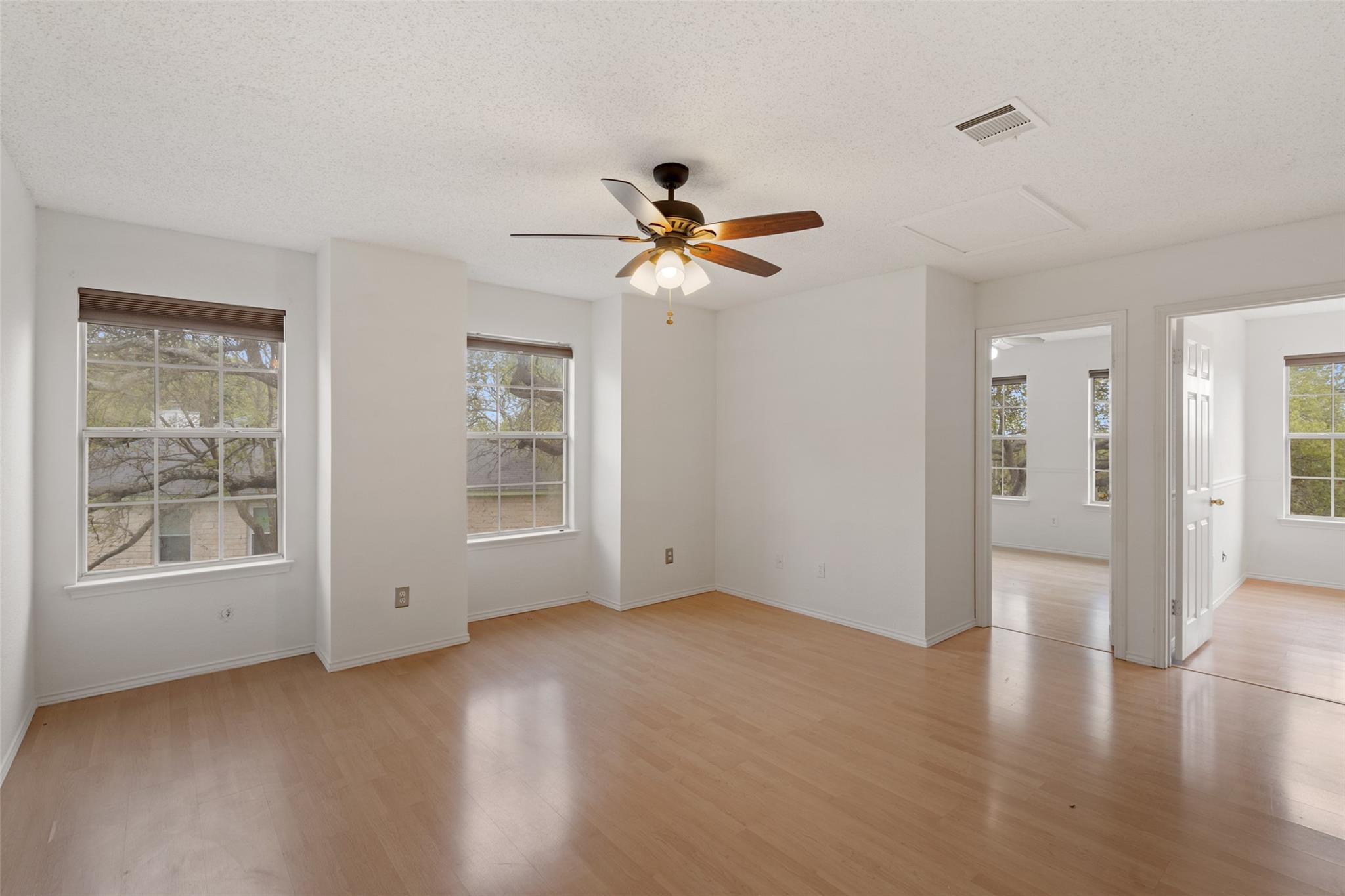 2004 Carriage Hills CV
