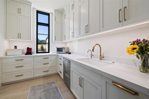 Tiny photo for 5805 Twin Peaks TRCE, Austin, TX 78738 (MLS # 8495895)