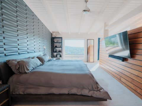 Tiny photo for 809 Redbud TRL, West Lake Hills, TX 78746 (MLS # 5482136)