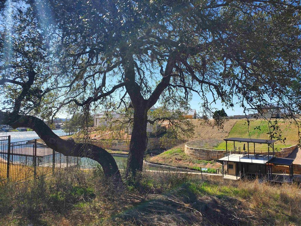 Lot 8 Legendary Estates DR