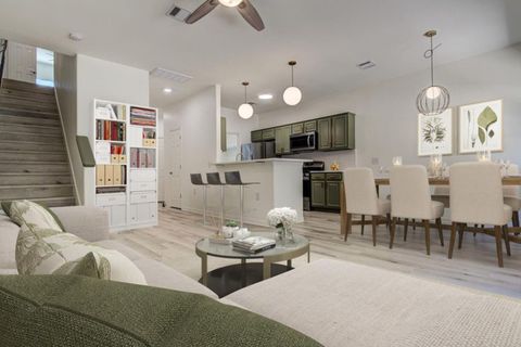 Photo of 5230 Ledesma RD #A, Austin, TX 78721 (MLS # 3884211)