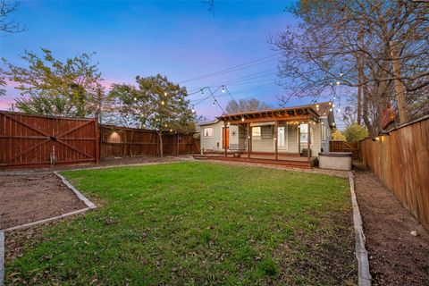 Tiny photo for 2204 Chestnut Ave, Austin, TX 78722 (MLS # 7810107)