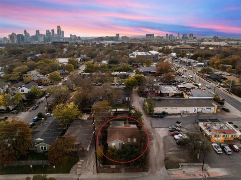 Tiny photo for 2204 Chestnut Ave, Austin, TX 78722 (MLS # 7810107)