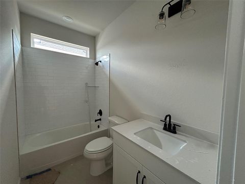 Tiny photo for 8108 Grenadier DR, Austin, TX 78738 (MLS # 5395015)