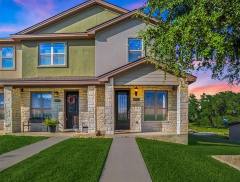 Photo of 18900 Nicklaus DR, Lago Vista, TX 78645 (MLS # 1071968)