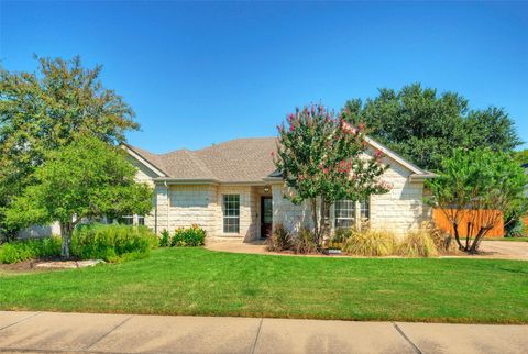 Photo of 11021 River Plantation DR, Austin, TX 78747 (MLS # 5675683)