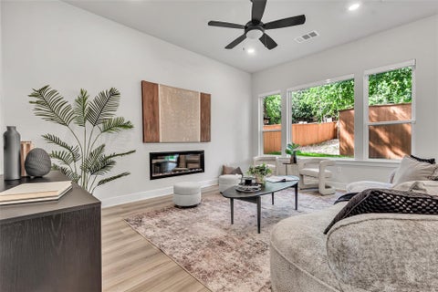 Tiny photo for 1808 Holly ST, Austin, TX 78702 (MLS # 8048648)