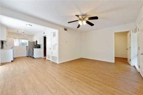Photo of 607 E 43rd ST #B, Austin, TX 78751 (MLS # 5564272)