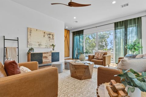 Tiny photo for 2712 Oak Springs DR #A, Austin, TX 78702 (MLS # 6455948)