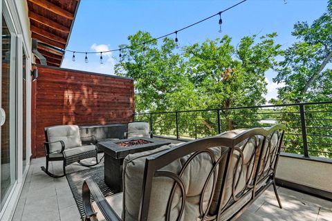 Tiny photo for 2712 Oak Springs DR #A, Austin, TX 78702 (MLS # 6455948)