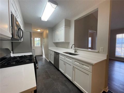 1915 Margalene WAY Austin TX 78728