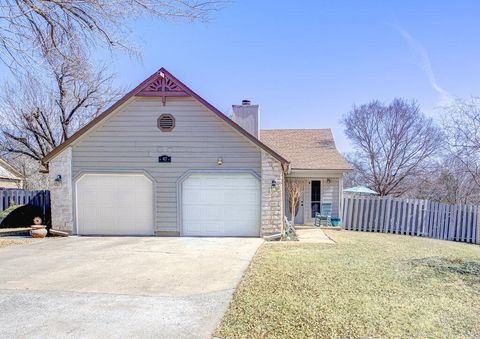 Photo of 417 Fantail Loop, Un Fantail Loop LOOP #B, Lakeway, TX 78734 (MLS # 9570229)